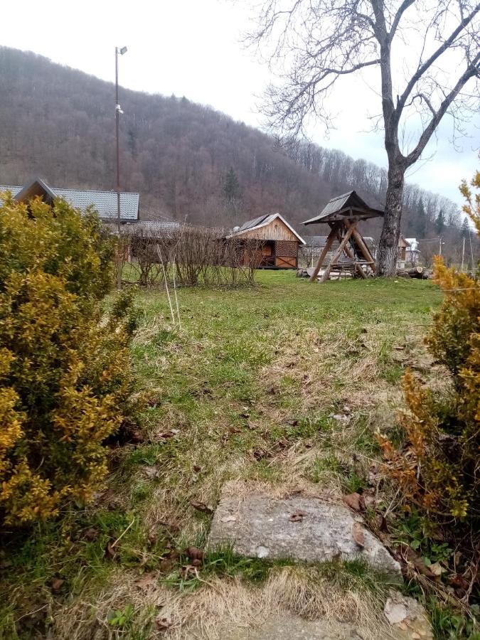Садиба Федорчуків За Рікою1 Sheshory Εξωτερικό φωτογραφία