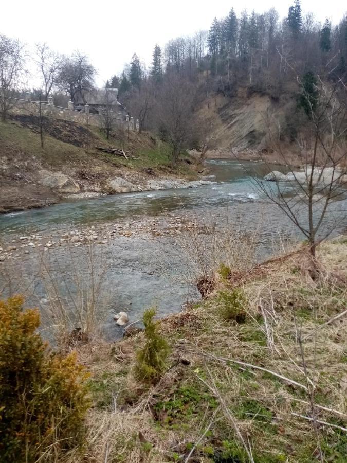 Садиба Федорчуків За Рікою1 Sheshory Εξωτερικό φωτογραφία